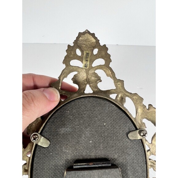 Antique Solid Brass Picture Frame  Oval Shaped, Rococo Style Frame Mate. - Picture 4 of 9